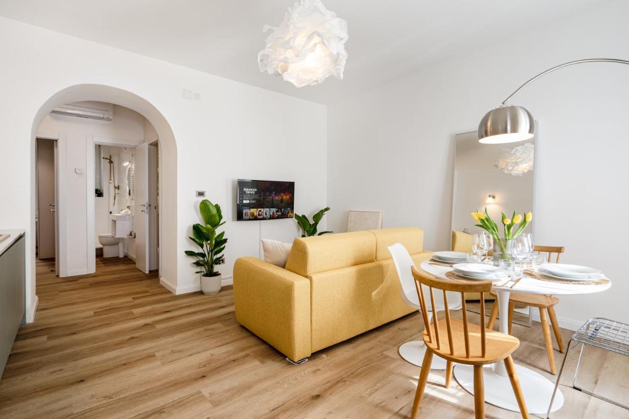 San Giusto Apartment Триест Екстериор снимка